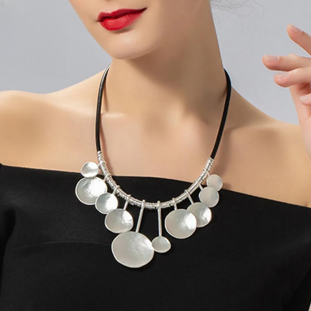 Chokers Necklace for Women Costume Jewelry Silver Color Suspension Pendants Chains