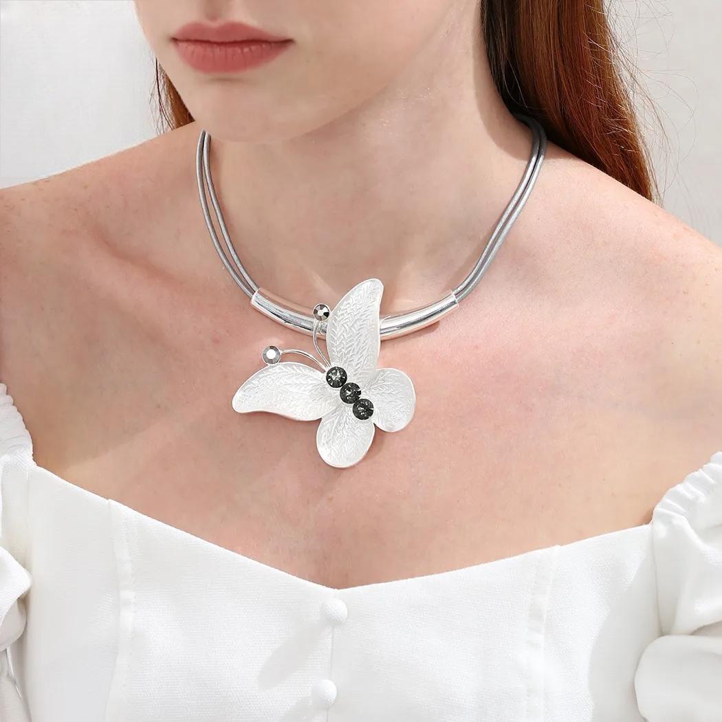 Trendy Neck Choker Butterfly Necklace for Women Chains