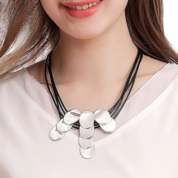 Vintage Women's Neck Chokers Necklace Jewelry Suspension Pendants Chains