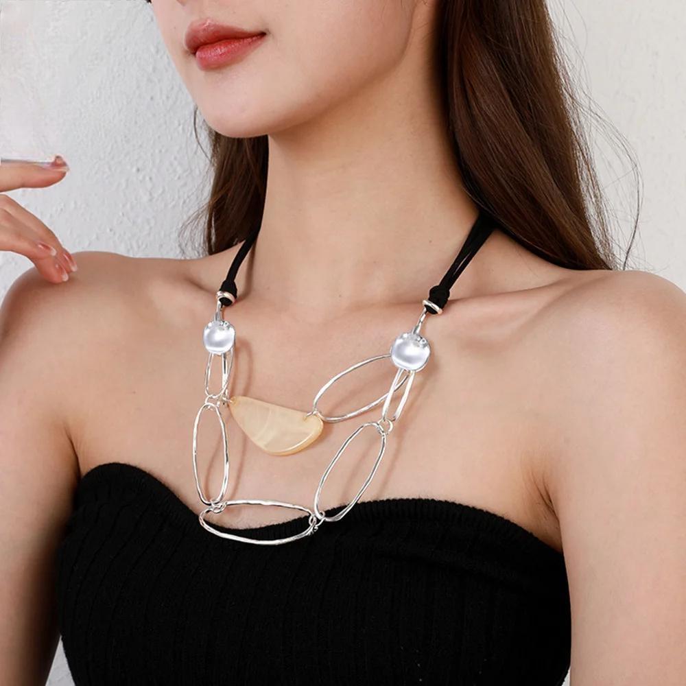 New Trendy Statement Neck Chokers Korean Fashion Geometric Pendant Necklace for Women