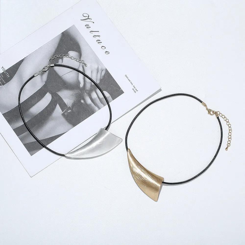 Trend Geometric Choker Necklace Chains On the Neck Pendants for Women