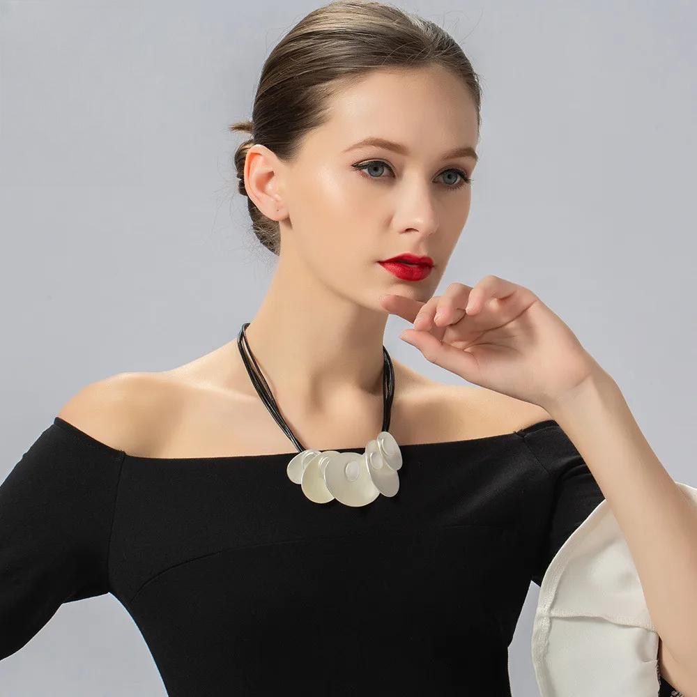 Fashion Neck Chokers Collar Vintage Necklace