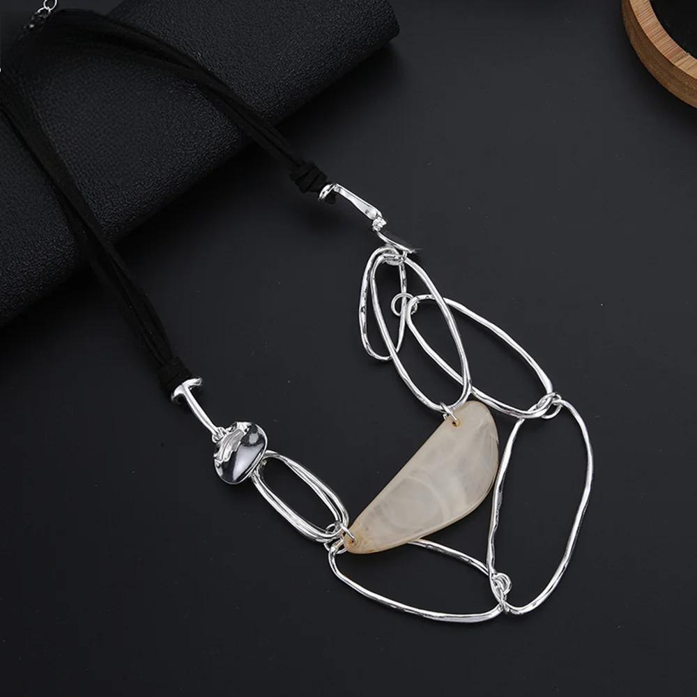 New Trendy Statement Neck Chokers Korean Fashion Geometric Pendant Necklace for Women