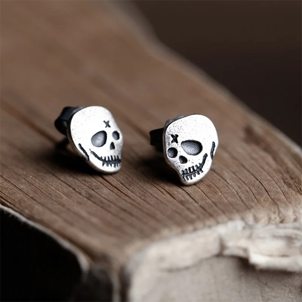 Real 925 Sterling Silver Creative Retro Skull Stud Earring