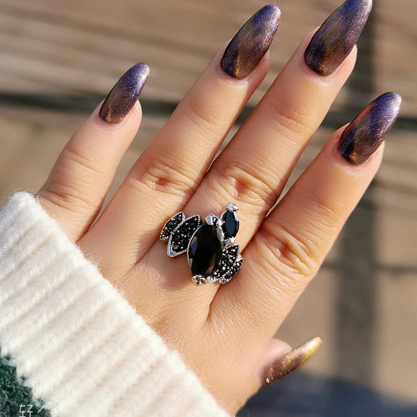 Vintage Punk Acrylic Black Crystal Flowers Rings For Women