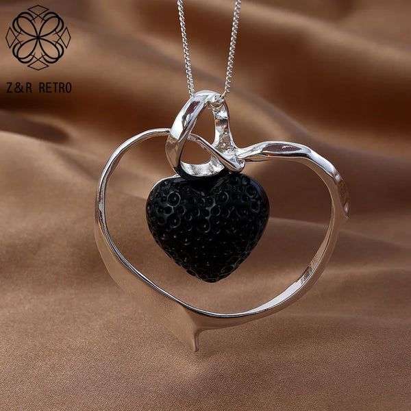 Vintage Hollow Resin Heart Long Chains Suspension Necklace Costume Jewelry for Women