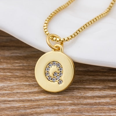 Hot Sale Wholesale Women Gold Color Initial 26 Letters Necklace