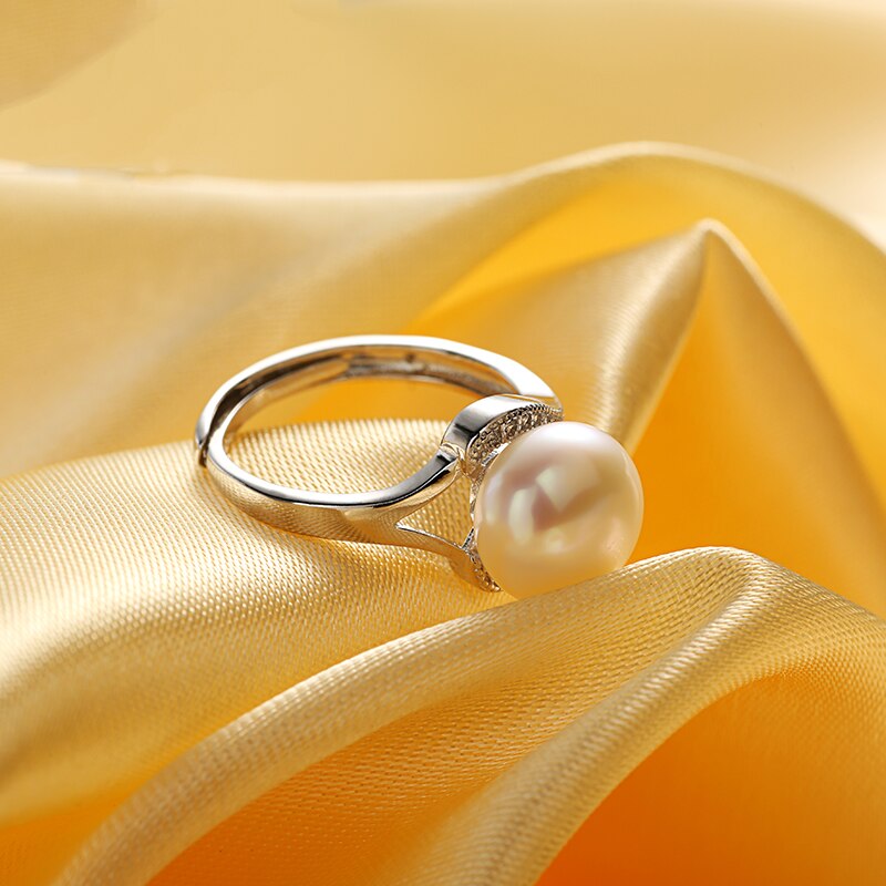 Elegant Ring of Natural Freshwater Pearl Female Rings