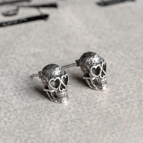 925 Sterling Silver Creative Retro Heart Eyes Skull Stud Earring