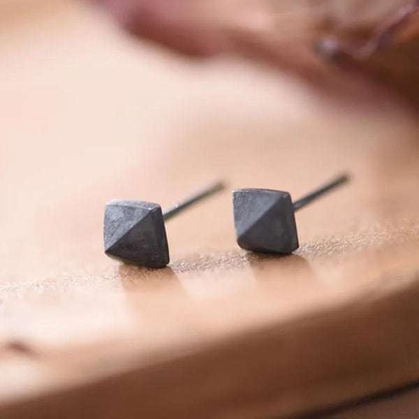 925 Sterling Silver Pyramid Rivet Stud Earrings  Personality Minimalist Ear Jewelry Accessories