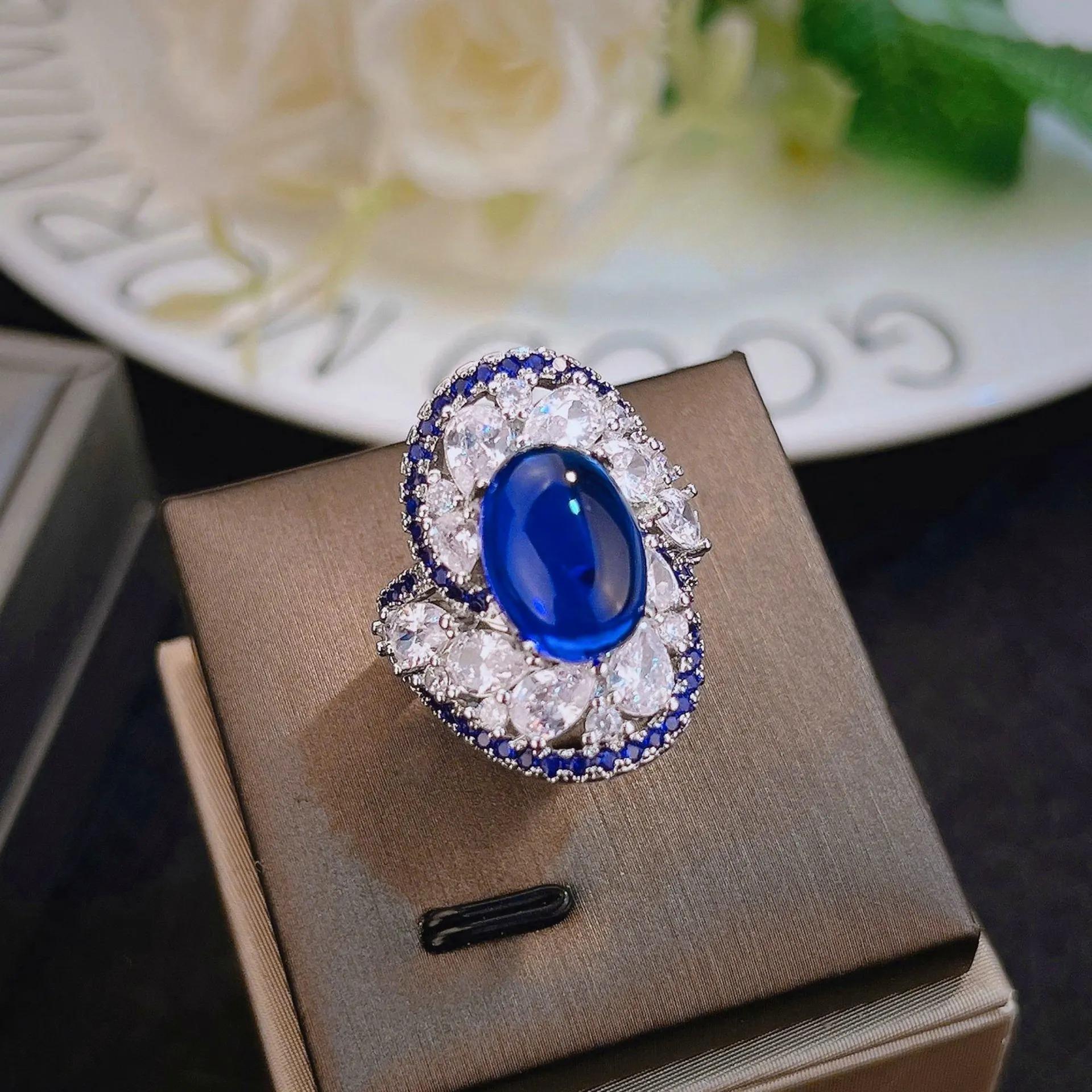 Luxury Vortex Design Sri Lanka Blue Spinel Rings For Women