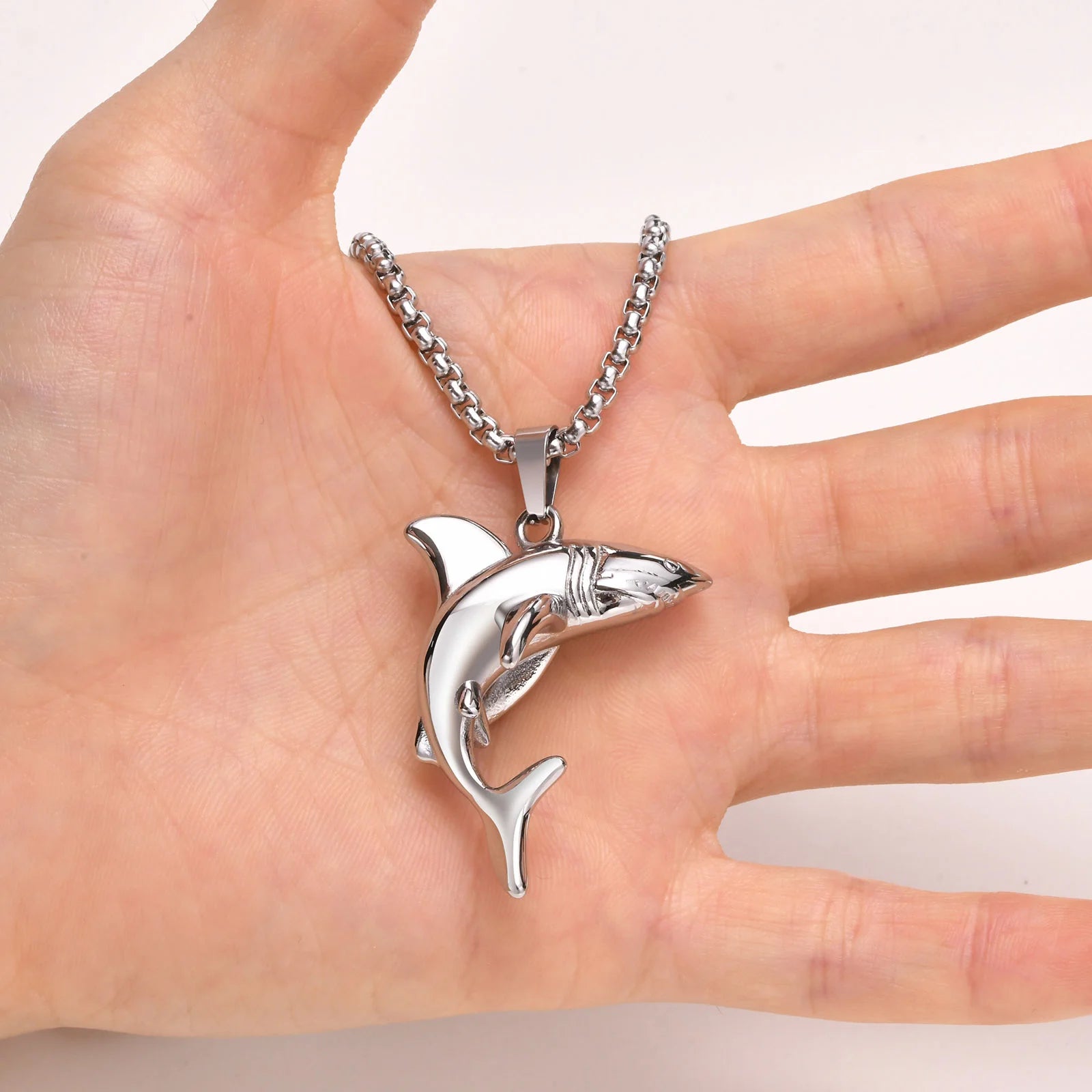 Rock Punk Shark Necklaces for Men, Cool Fashion Animal Pendant Collar Gifts