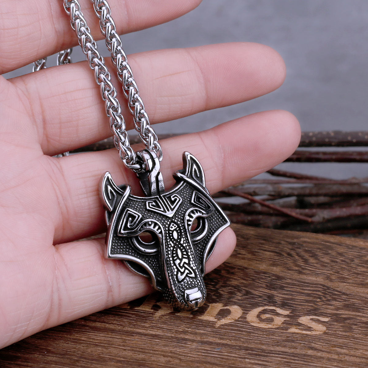 Vintage Viking Wolf Head Freki Necklace Men Stainless Steel Nordic Celtic Knot Wolf Amulet Pendant