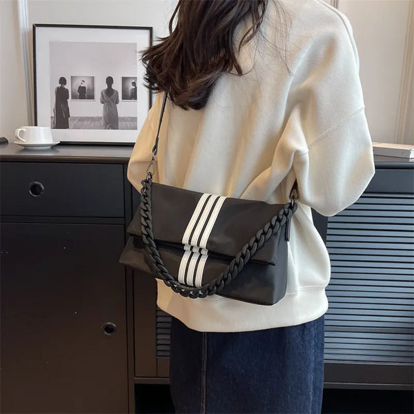 Chain Trendy Fashion Flip Single Shoulder Bag