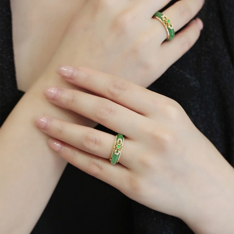 New in Natural Green Chalcedony Crystals Rings for Women