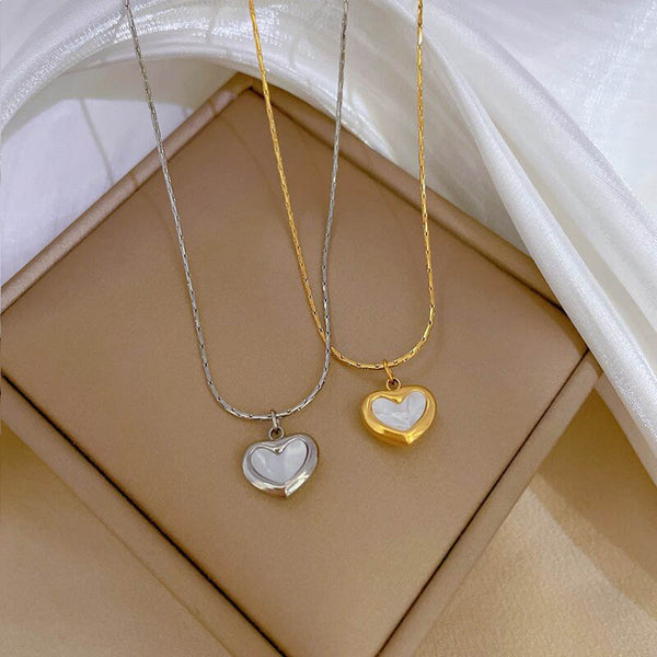 Classic Simple Shell Heart Pendant Short Necklace