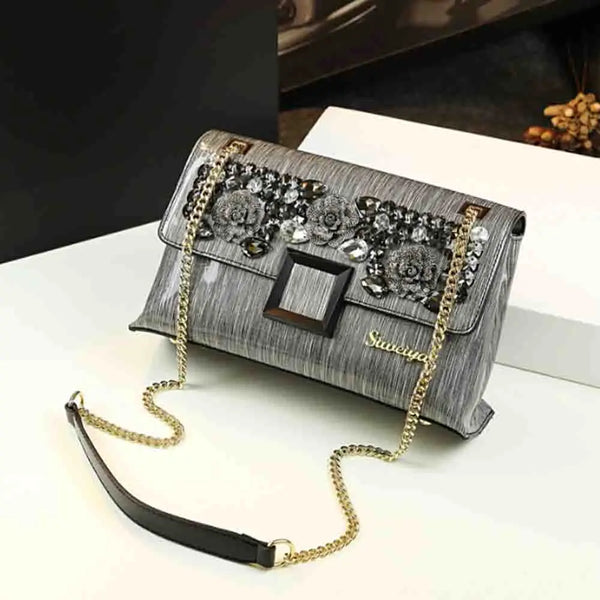 Elegant Women Chains Shoulder Clutch Bag Luxury Patent Leather with Diamond Noble Ladies Handbag