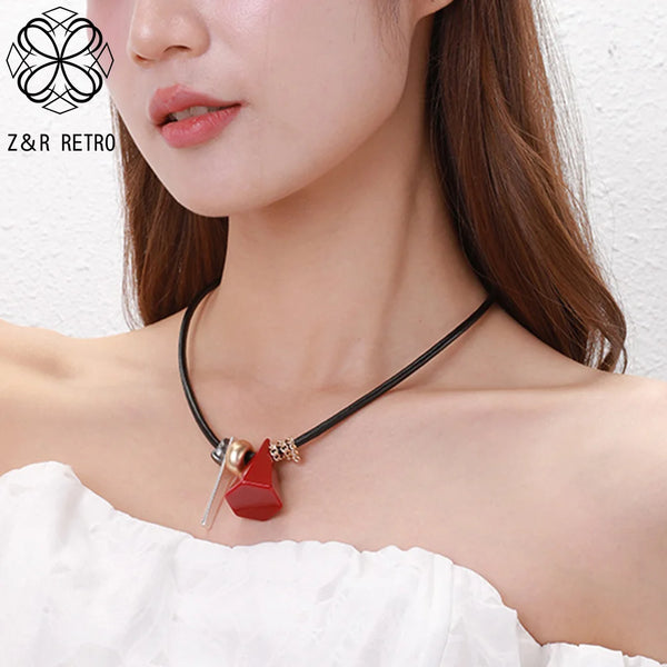 Vintage Geometric Metal Chokers Necklace for Women