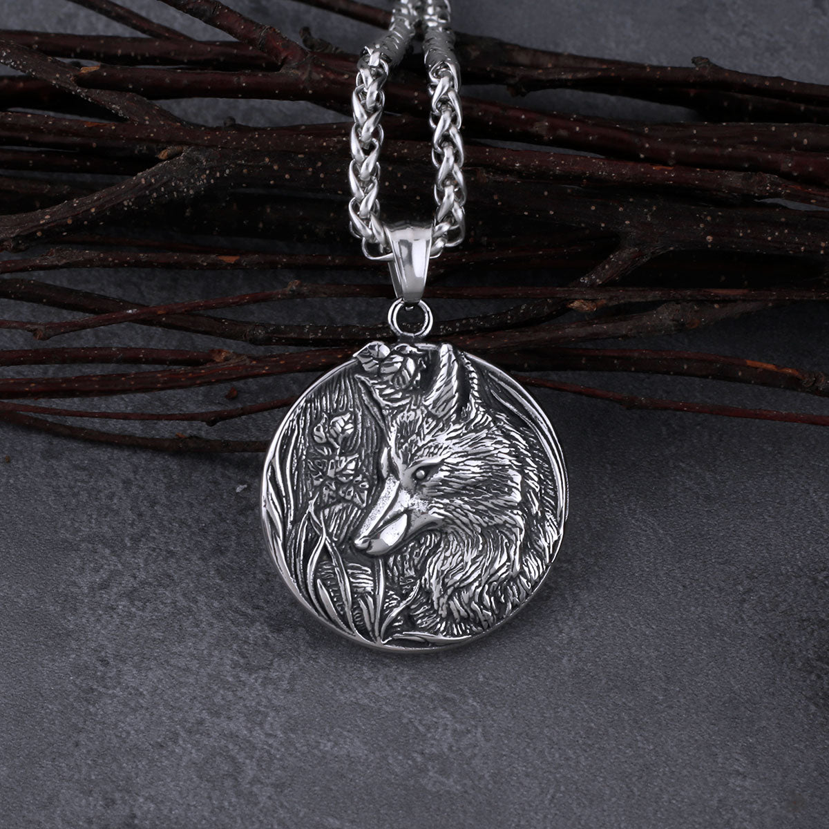 Viking Wolf Head Round Pendant Necklace Men's