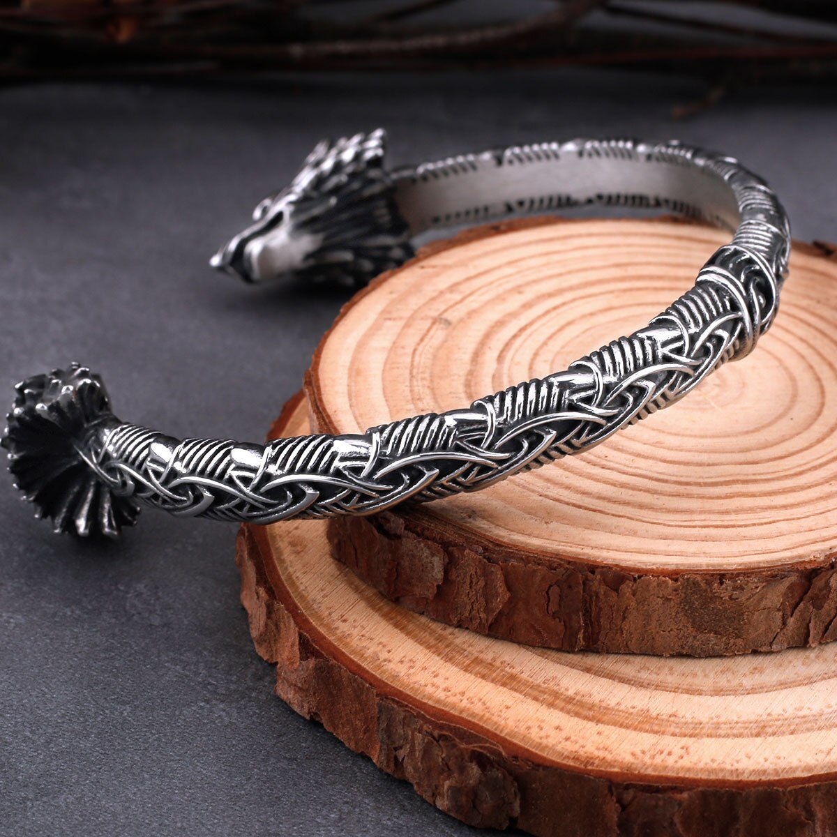 Nordic Viking Men's Stainless Steel Water Wolf Head Bracelet