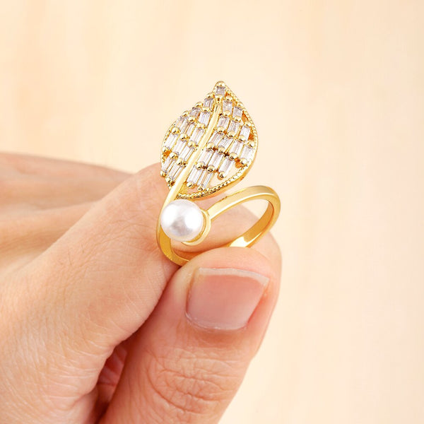 New Elegant Crystal Pearl Open Ring Leaf Shape Women