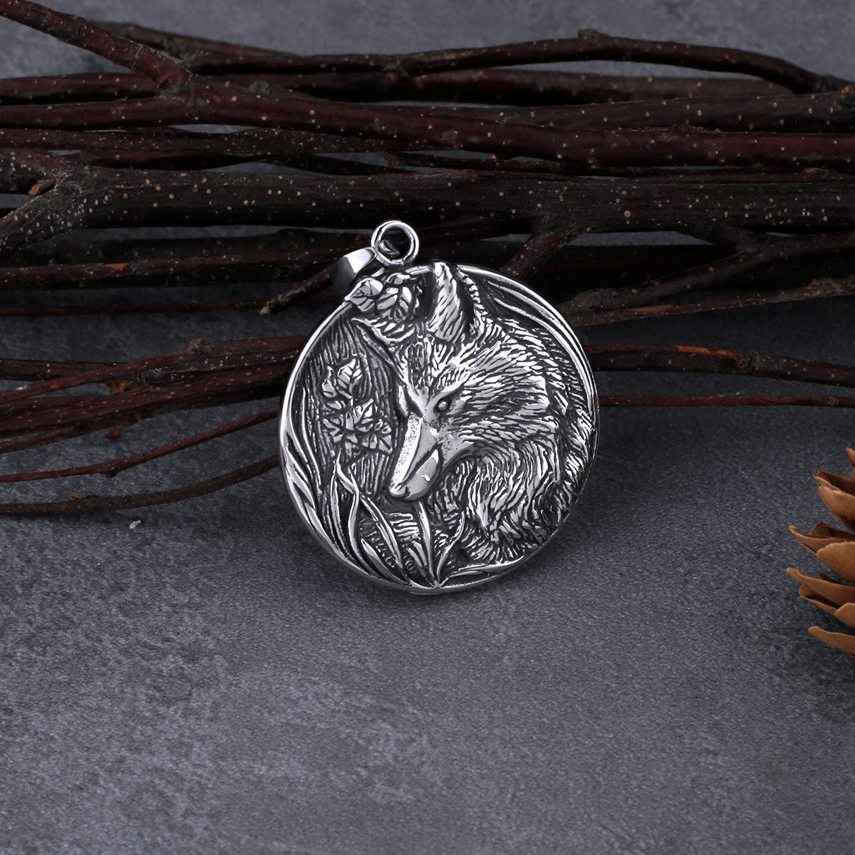 Viking Wolf Head Round Pendant Necklace Men's