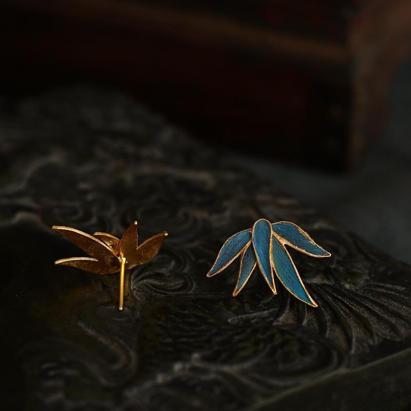 Creative New Thailand Silver Enamel Porcelain Bamboo Leaf Lady Stud Earrings