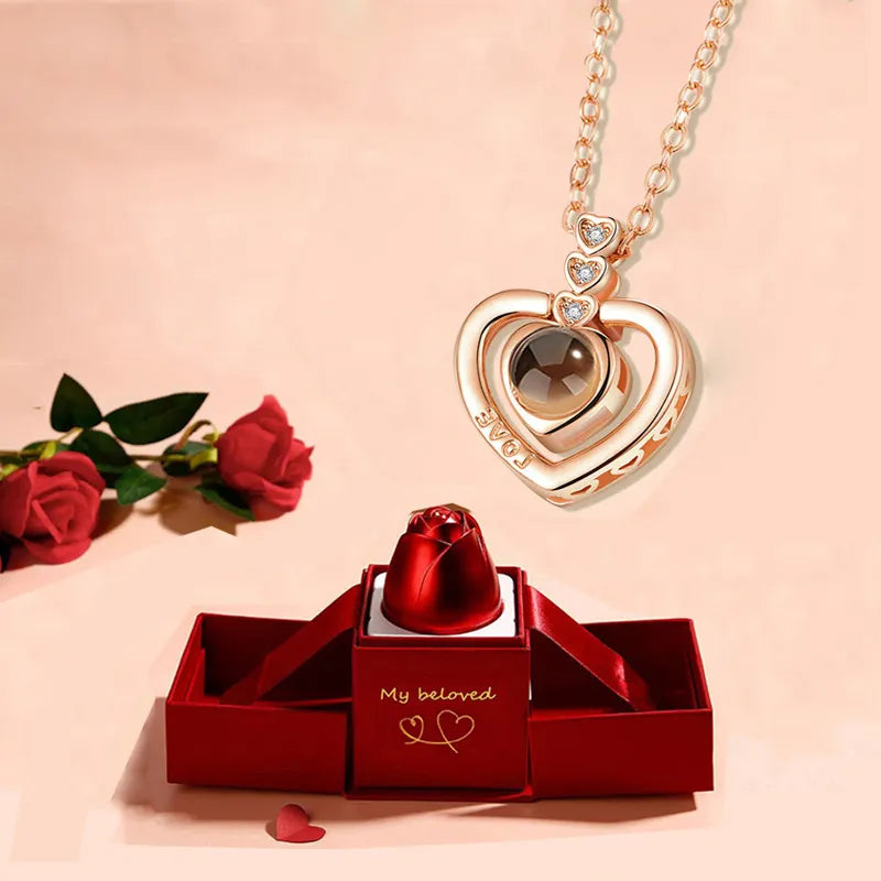 Projection Necklace With Lifting Rose Gift Box