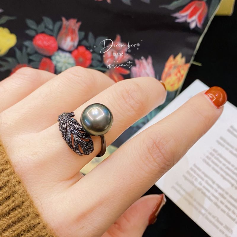 Tahiti Black 11-12mm Pearl Adjustable Rings Feather Shape Rings