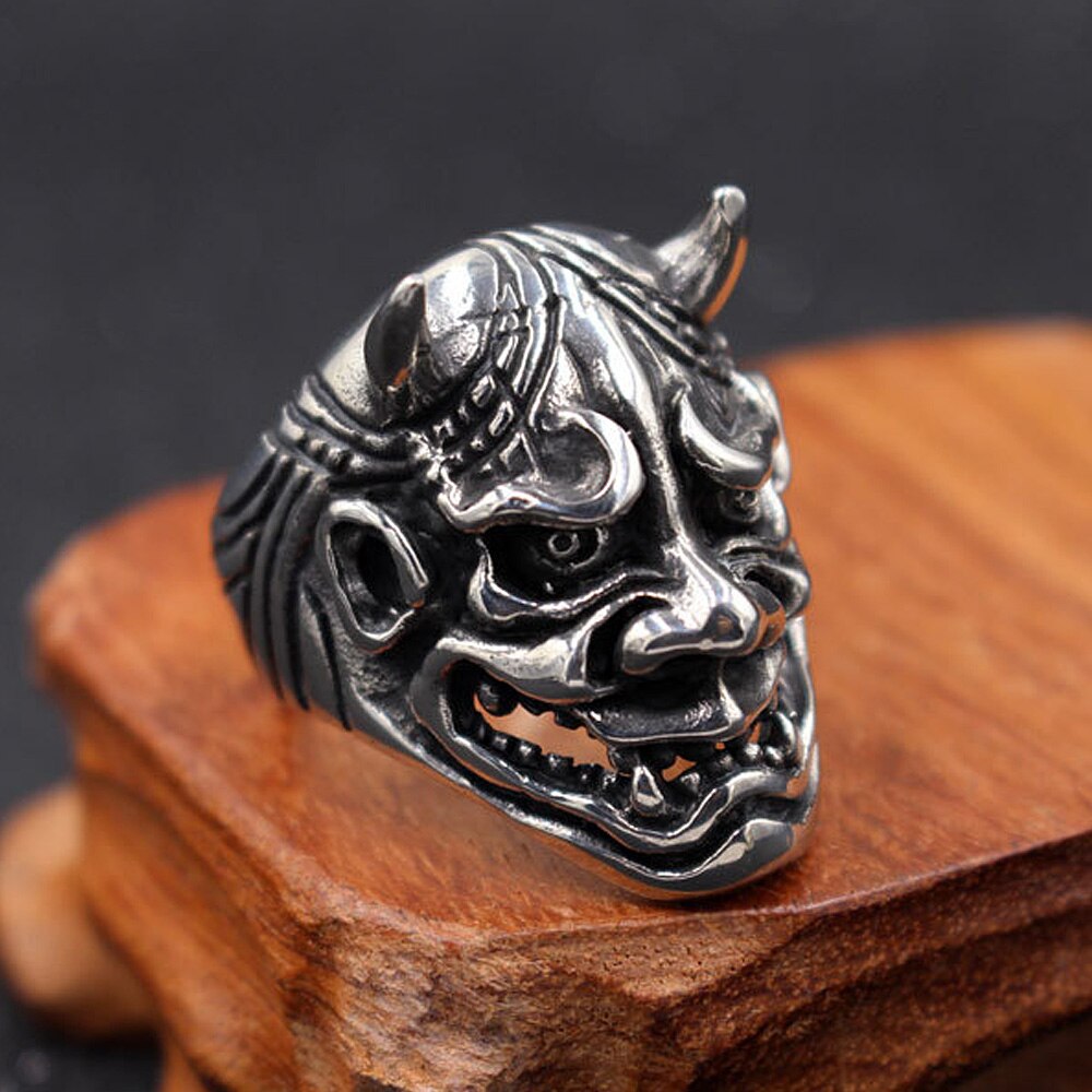 Gothic Bull Head Skull Men Ring Punk Hip Hop Japanese Demon Stainless Steel Skull Ring