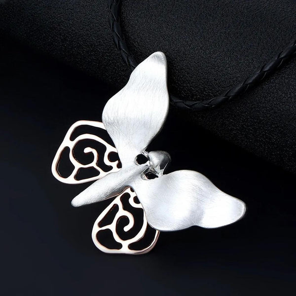 Vintage Suspension Butterfly with Hollow Wings Goth Jewelry for Women