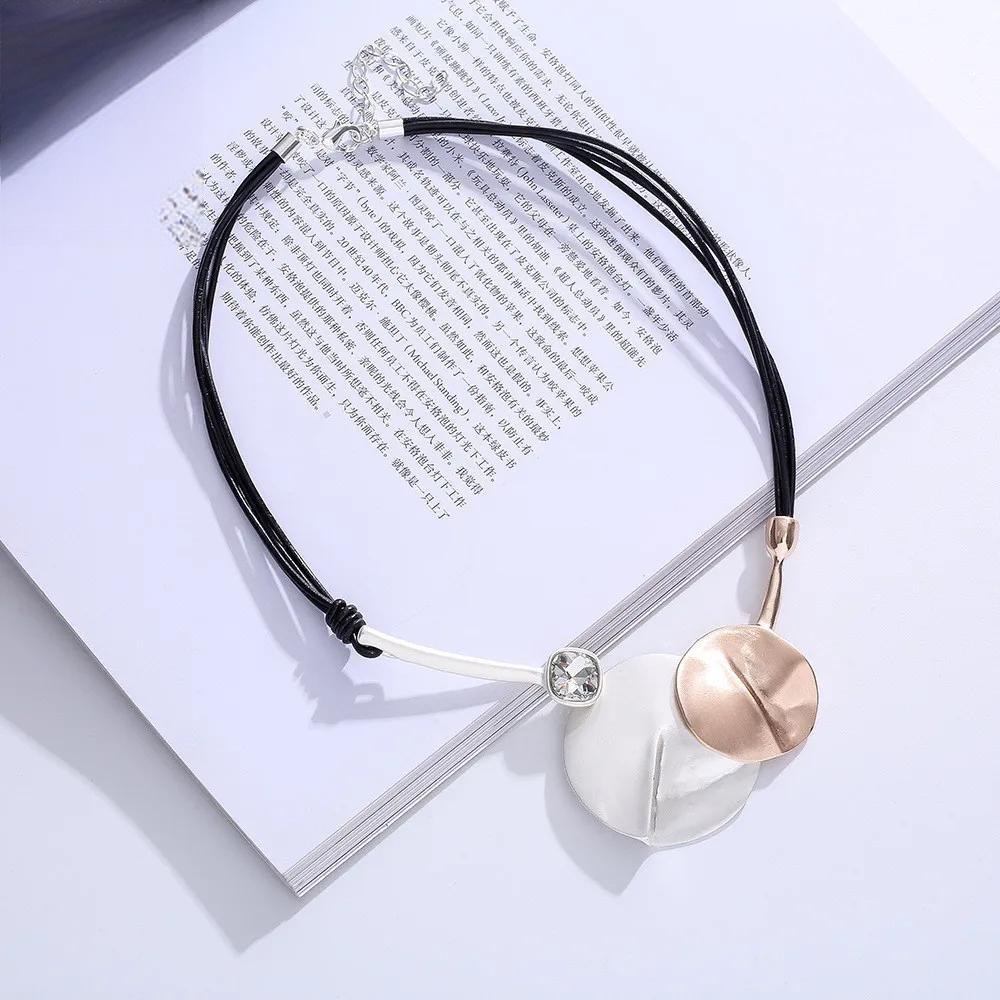 Vintage Geometric Neck Chokers Necklace Collar Suspension Pendants