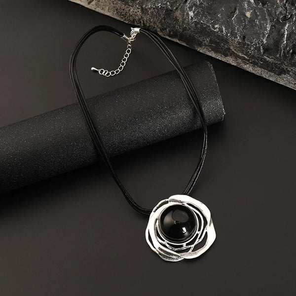 Hollow Out Irregularity Alloy Pendant Necklace Large Bead Choker Necklace