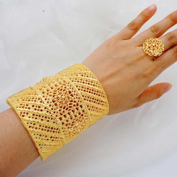 Dubai Open Cuff Bangle For Women Moroccan Big Gold Color Bracelet