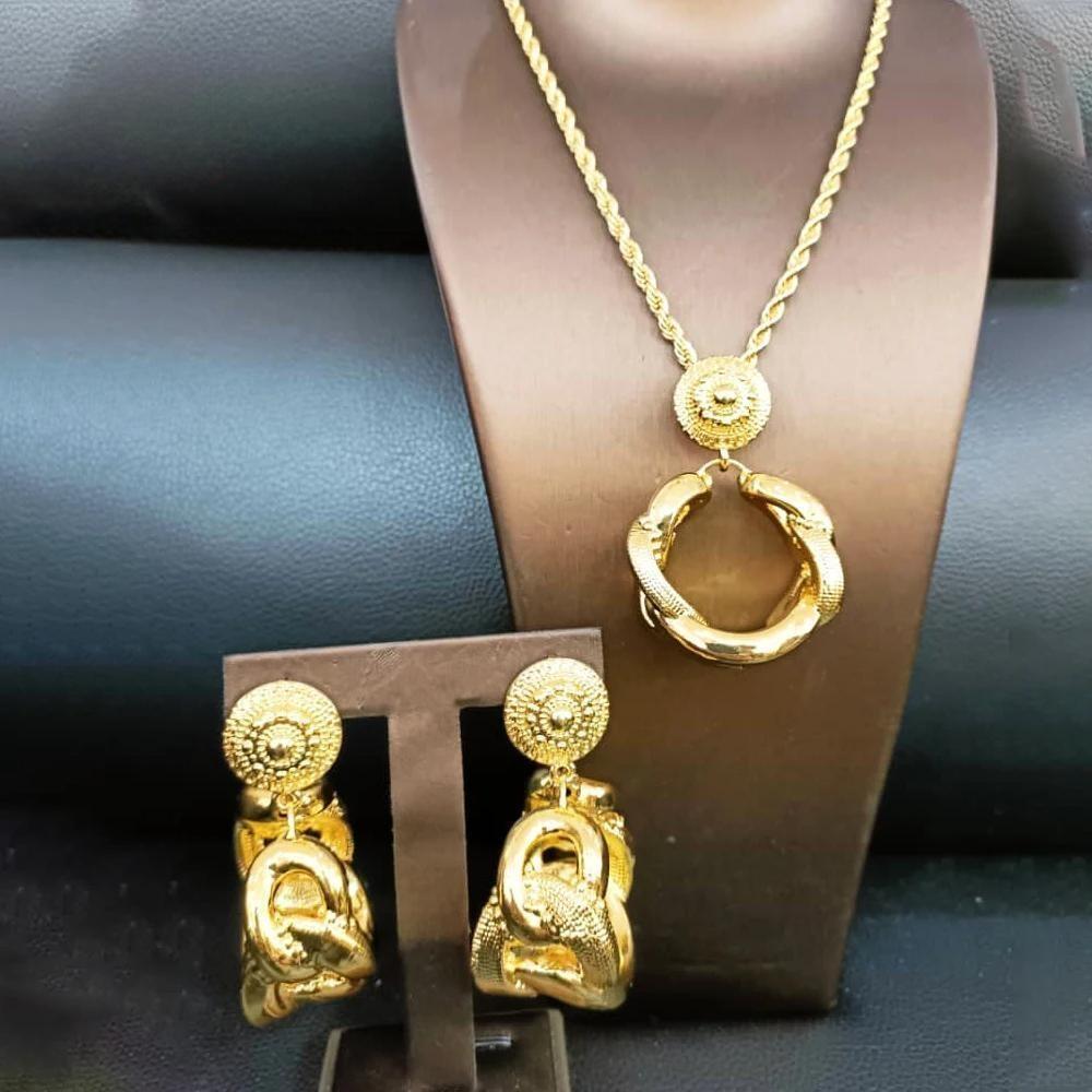 Fashion Gold Plated Copper Chain For Women Earrings Pendant Necklace Jewelry Sets