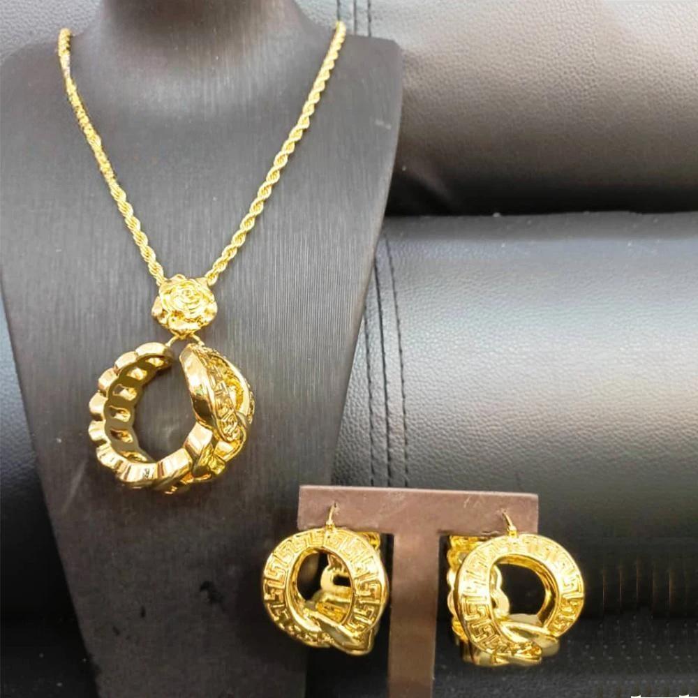 Fashion Gold Plated Copper Chain For Women Earrings Pendant Necklace Jewelry Sets