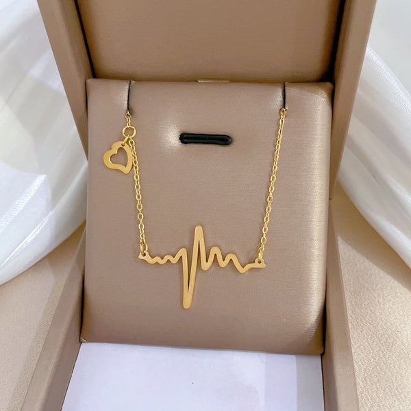 Classic Simple Heart Pendant Gold Color For Woman