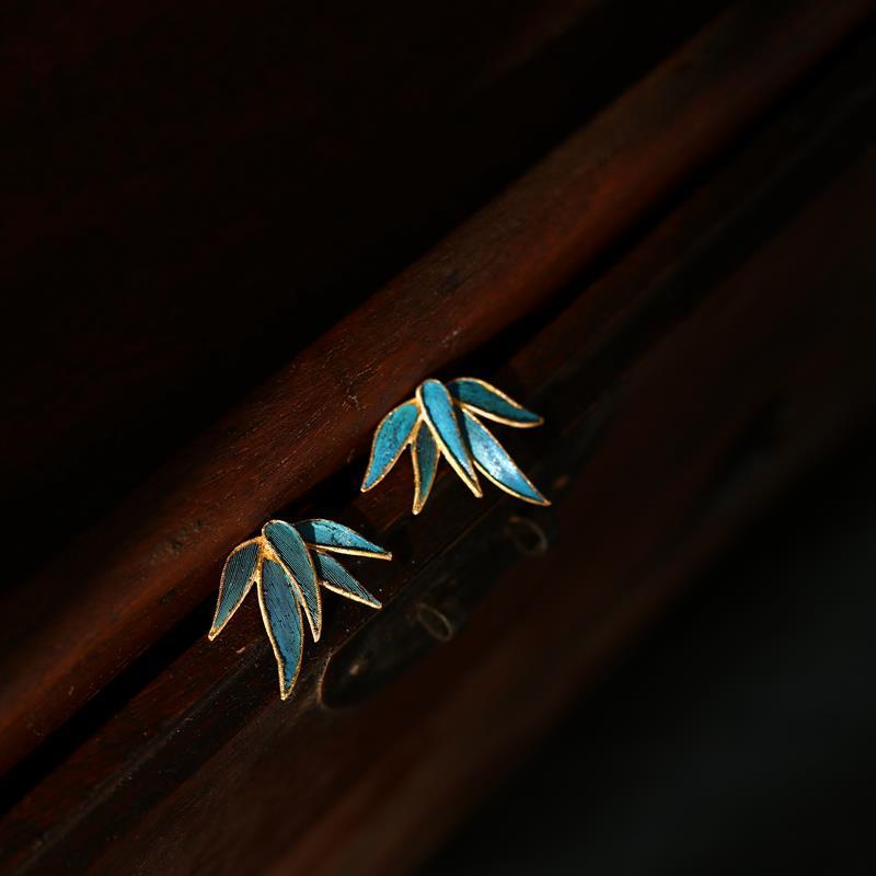 Creative New Thailand Silver Enamel Porcelain Bamboo Leaf Lady Stud Earrings