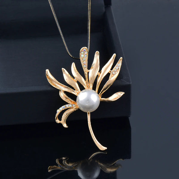 Maple Leaf Pendants and necklaces Gold Color Long Necklace For Women