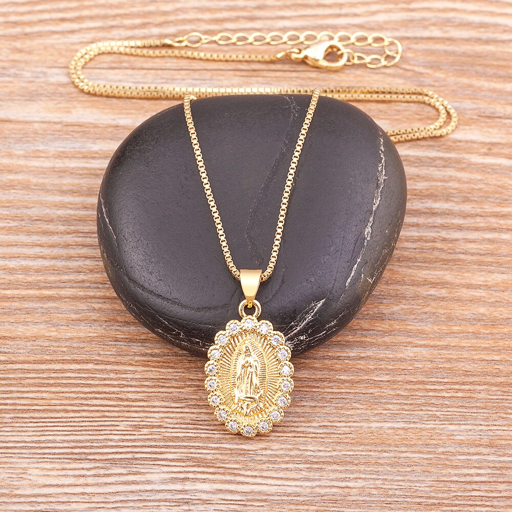 Hot Sale Ins Fashion Virgin Mary Copper Zircon Gold Plated Pendant for Women