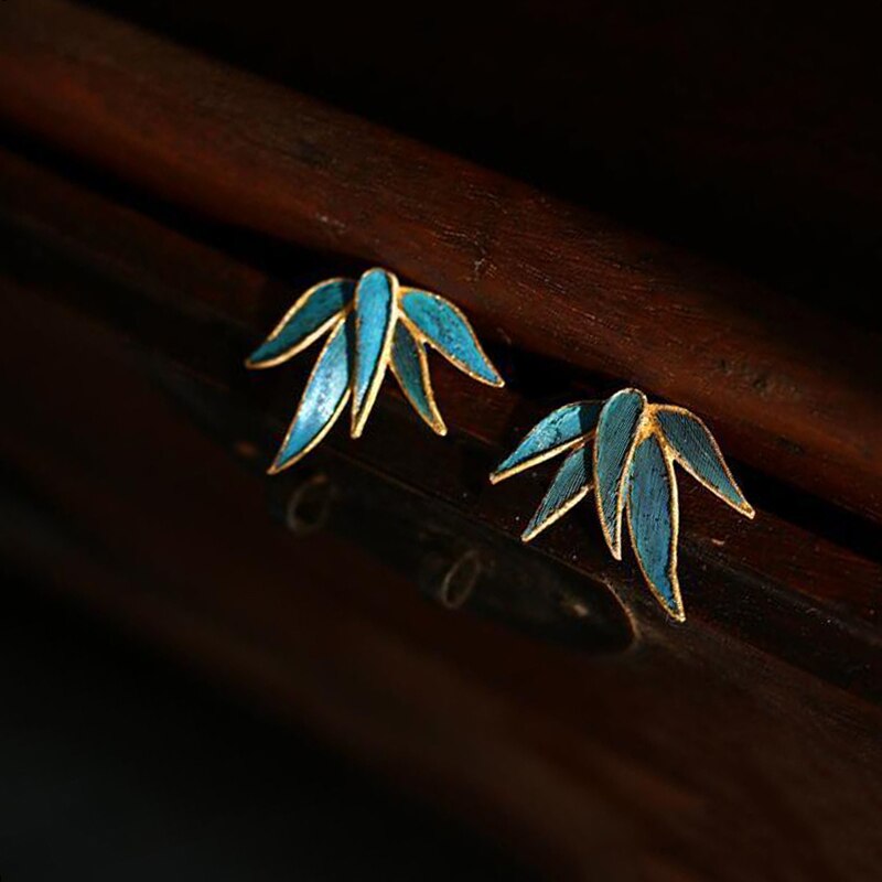 Creative New Thailand Silver Enamel Porcelain Bamboo Leaf Lady Stud Earrings