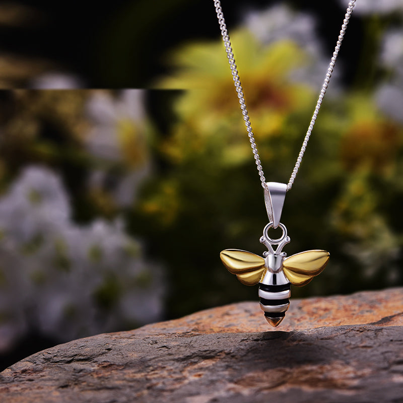 925 Sterling Silver  Lovely Charm Honey Bee Pendant without Chain