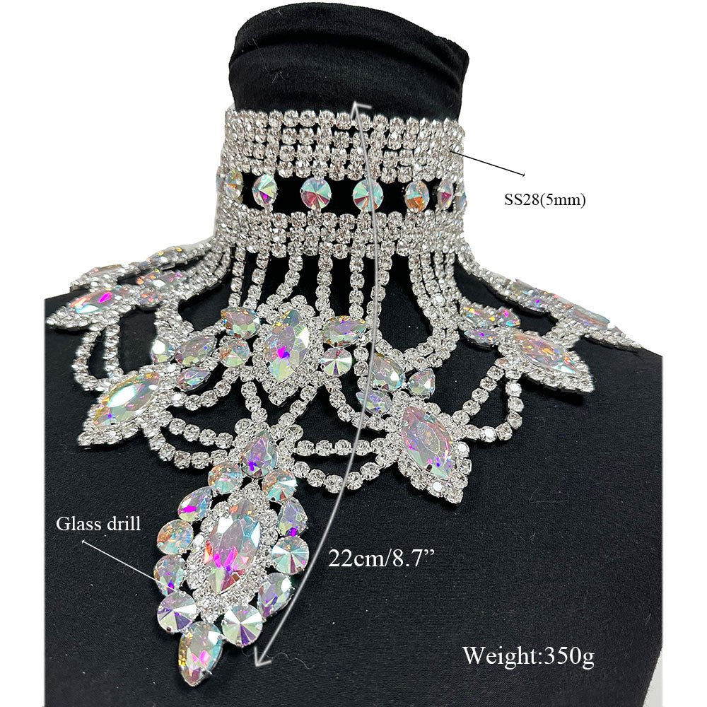 Size Cover Chest Champagne SS28 Rhinestones Big Pendant Necklace