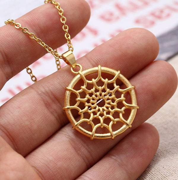 Gold Color Couples Round handmade mesh Pendant Wedding Necklace  for Women