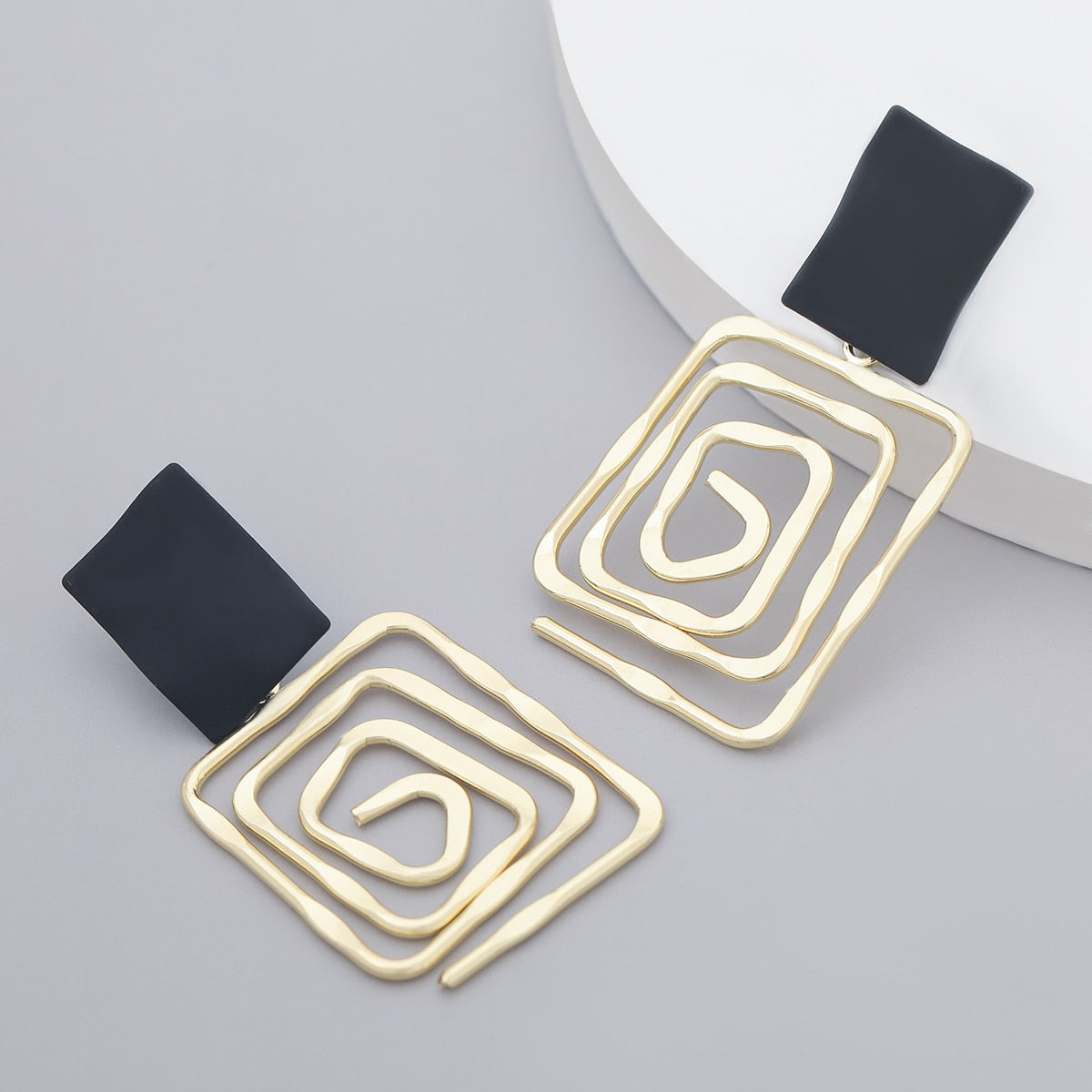 Fashion Simple Metal Back Shape Geometric Earrings Women