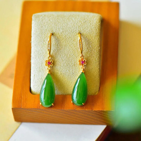 Designer original new flower inlaid drop-shaped Hetian jade earrings