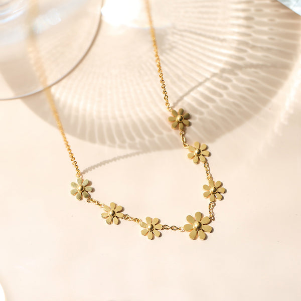 Fashion Upscale Jewelry Vintage Daisy Flowers Charms Chain Choker Necklaces Pendants For Women