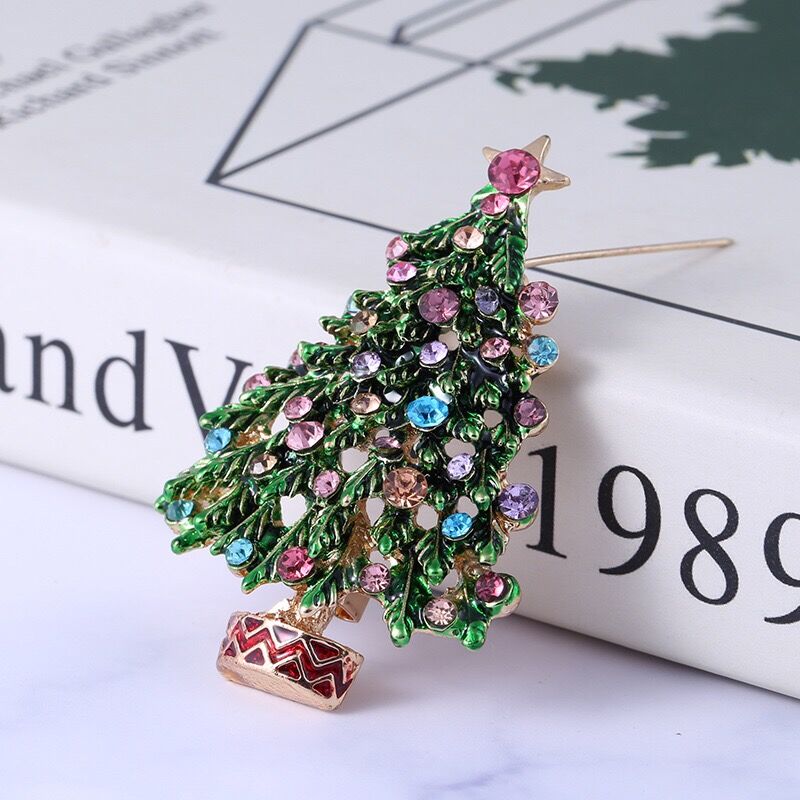 Green Enamel Tree Brooches Women Men Christmas Tree Party Causal Office Brooch