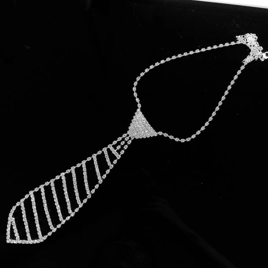 fashionable and luxurious necktie Necklace flash Rhinestone Long Necklace