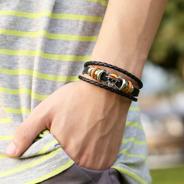 Classic Japan Anime One Piece Charm Bracelet Wooden Beads Multilayer Leather Bracelet